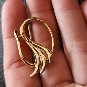 VTG Gold-Tone Women's Brooch